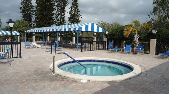 4106 S Carambola Circle 2107, Coconut Creek, FL 33066