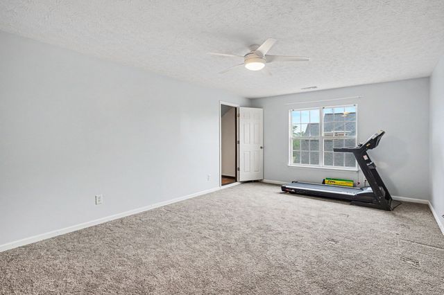 102 Clairmonte Ln, Hendersonville, TN 37075