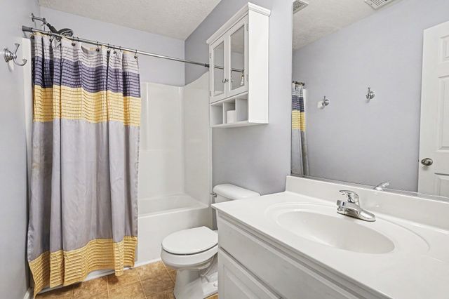 102 Clairmonte Ln, Hendersonville, TN 37075