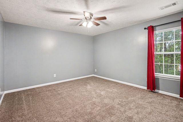 102 Clairmonte Ln, Hendersonville, TN 37075