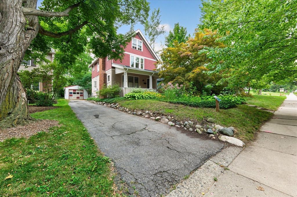 1213 W Liberty Street, Ann Arbor, MI 48103