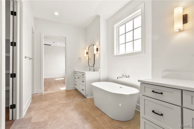 14326 Highland Lakes, Northport, AL 35475