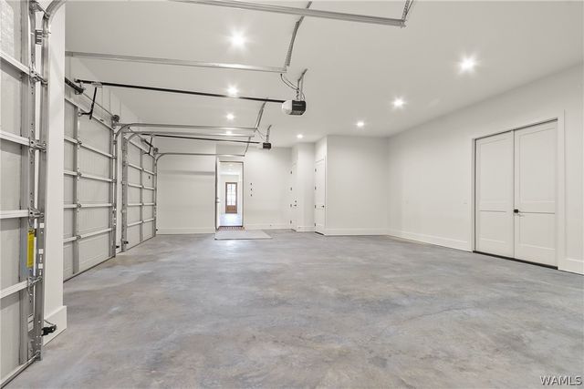 14326 Highland Lakes, Northport, AL 35475