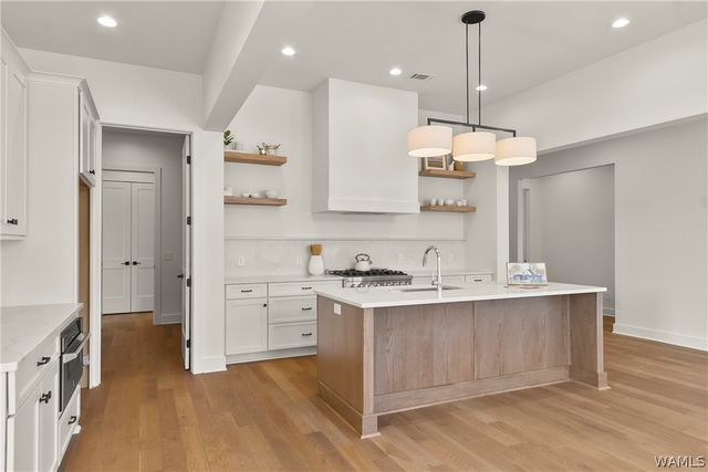 14326 Highland Lakes, Northport, AL 35475