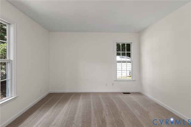 10136 Wood Vale Ct, Chesterfield, VA 23236