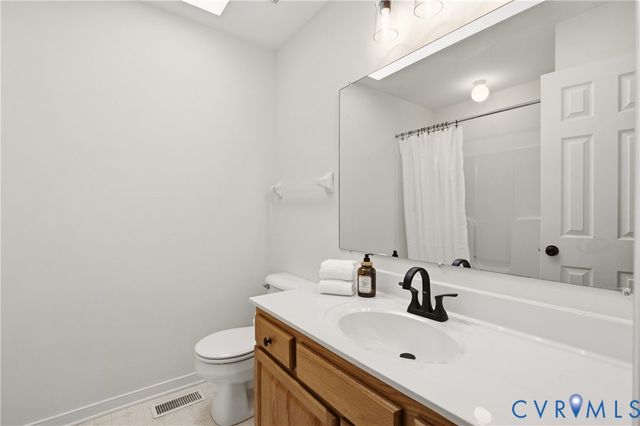 10136 Wood Vale Ct, Chesterfield, VA 23236