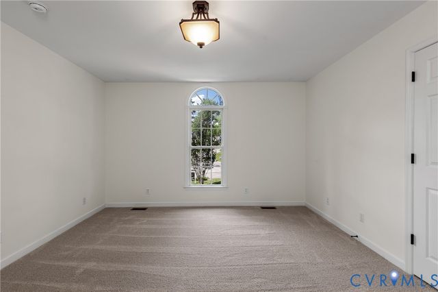 10136 Wood Vale Ct, Chesterfield, VA 23236