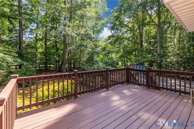 10136 Wood Vale Ct, Chesterfield, VA 23236