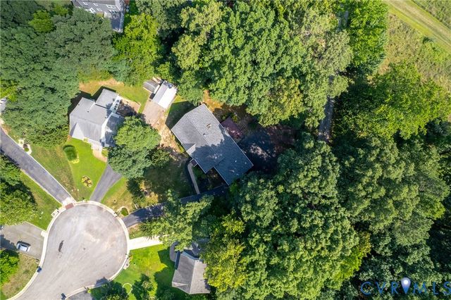 10136 Wood Vale Ct, Chesterfield, VA 23236