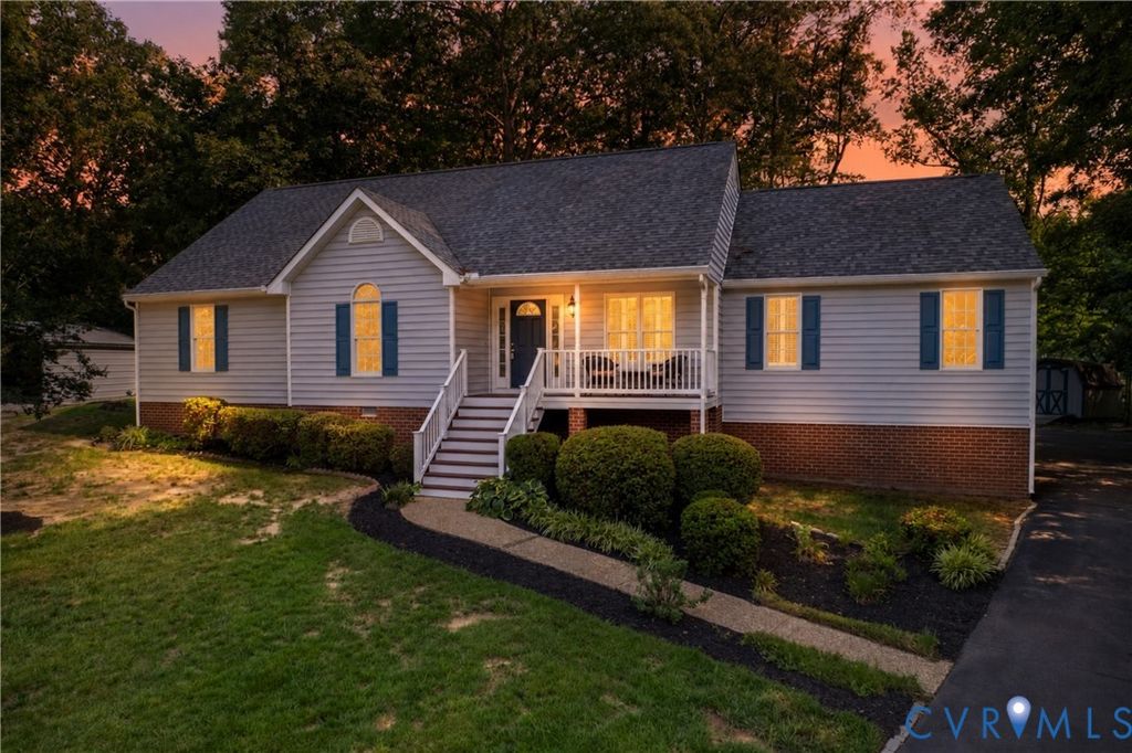 10136 Wood Vale Ct, Chesterfield, VA 23236