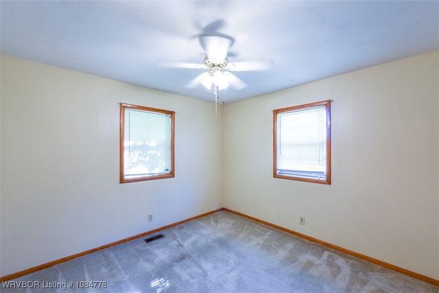 405 W Ray Fine Boulevard, Roland, OK 74954