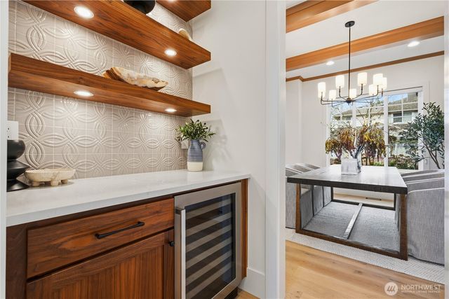 2582 136th Lane SE, Bellevue, WA 98005