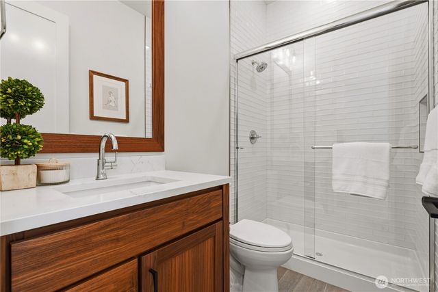 2582 136th Lane SE, Bellevue, WA 98005