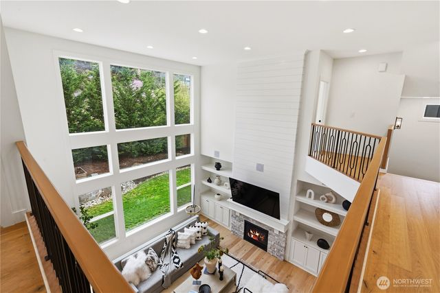 2582 136th Lane SE, Bellevue, WA 98005