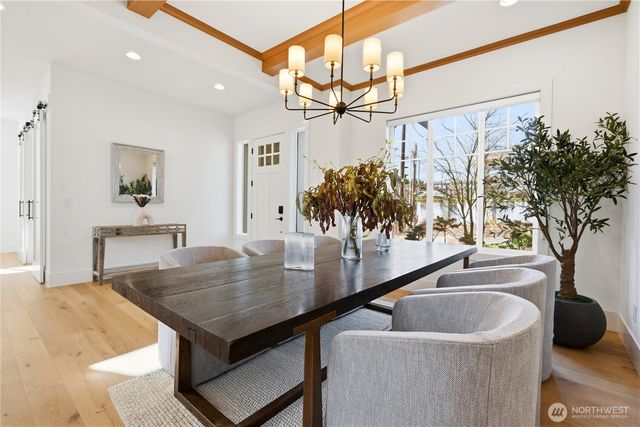 2582 136th Lane SE, Bellevue, WA 98005