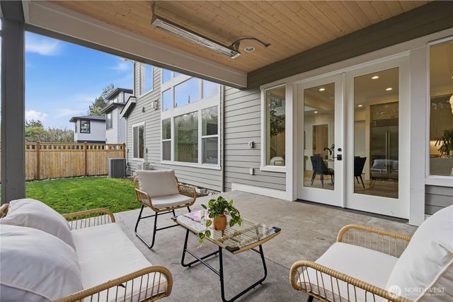 2582 136th Lane SE, Bellevue, WA 98005