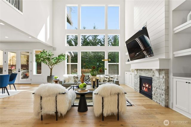 2582 136th Lane SE, Bellevue, WA 98005