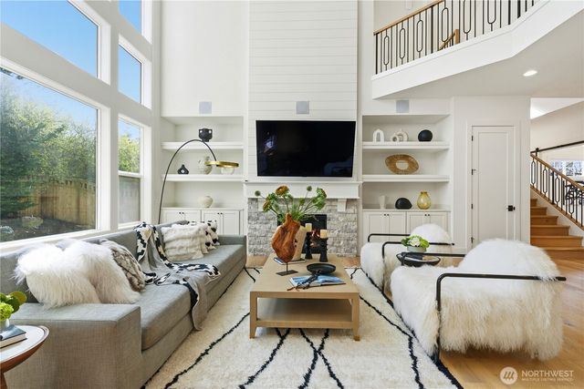 2582 136th Lane SE, Bellevue, WA 98005