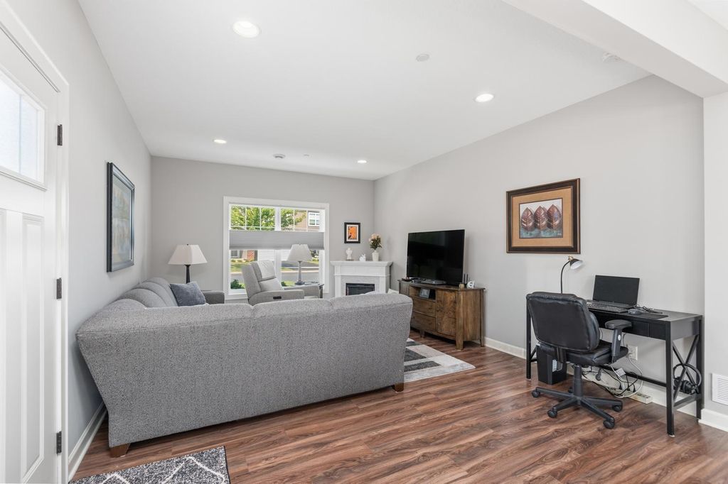 573 Ravencroft Road, Waconia, MN 55387 — photo 5