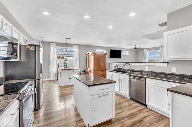 12449 N Turner Road, Mooresville, IN 46158