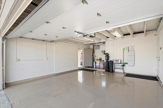 17025 E CALAVERAS Avenue, Fountain Hills, AZ 85268