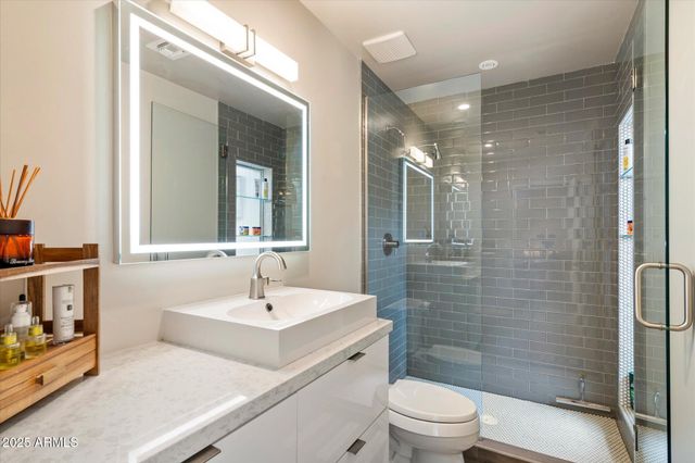 17025 E CALAVERAS Avenue, Fountain Hills, AZ 85268