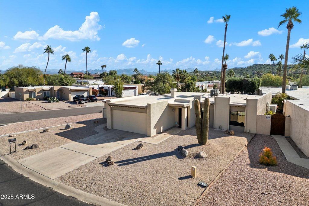17025 E CALAVERAS Avenue, Fountain Hills, AZ 85268