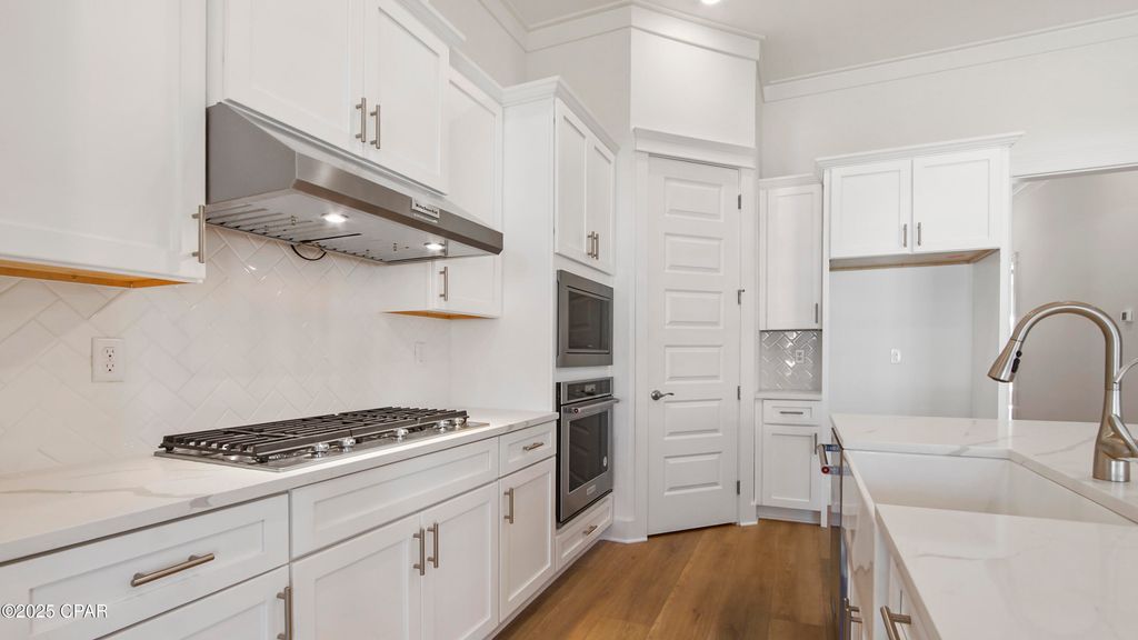 Image 7 of property listing at 925 Crystal Bayou Boulevard, Panama City Beach, FL 32407