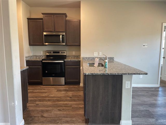 1609 Burgundy Drive, El Reno, OK 73036