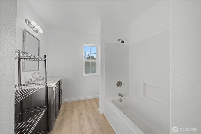 225 S D Street, Washtucna, WA 99371