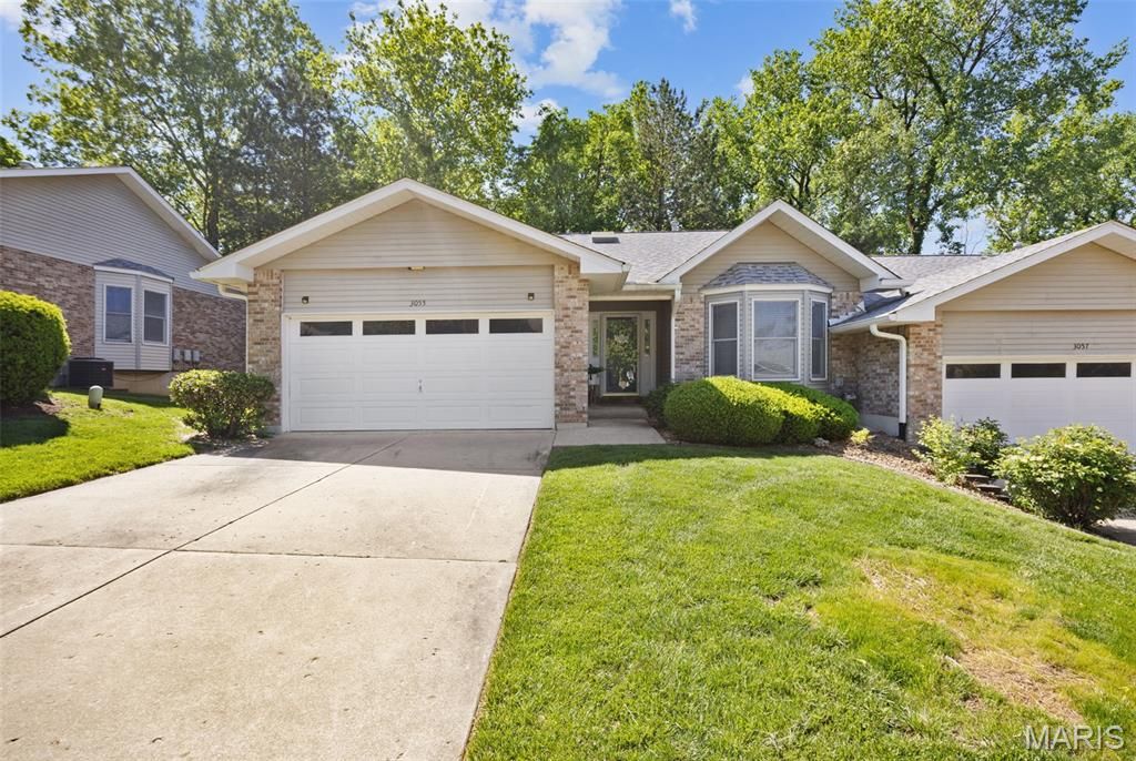 3055 Oakmont Court, St Charles, MO 63301