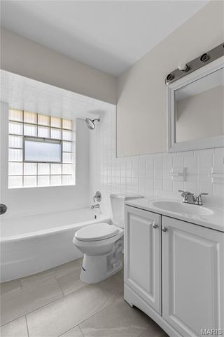 1354 Stein Road, Ferguson, MO 63135