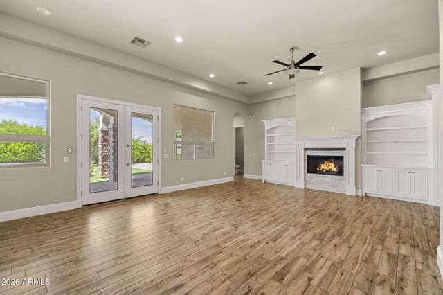 5600 S GEMSTONE Drive, Chandler, AZ 85249
