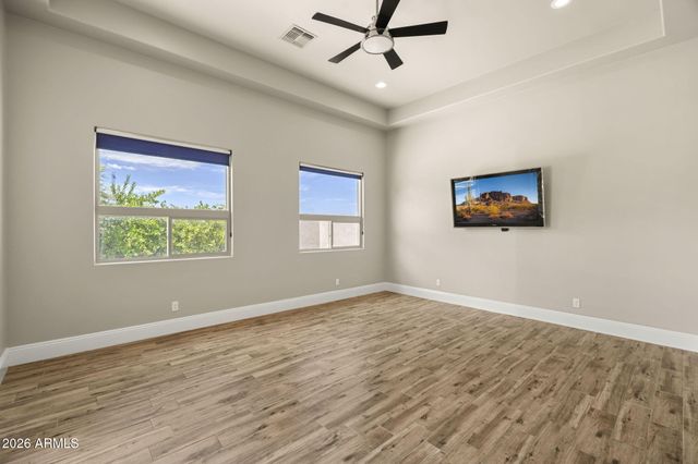 5600 S GEMSTONE Drive, Chandler, AZ 85249