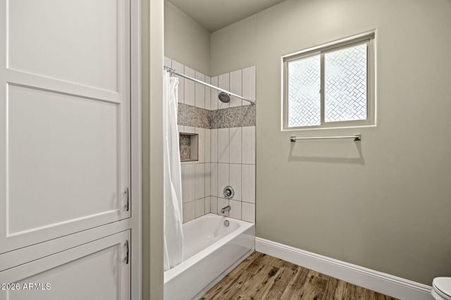 5600 S GEMSTONE Drive, Chandler, AZ 85249