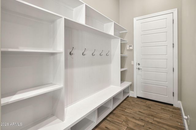 5600 S GEMSTONE Drive, Chandler, AZ 85249