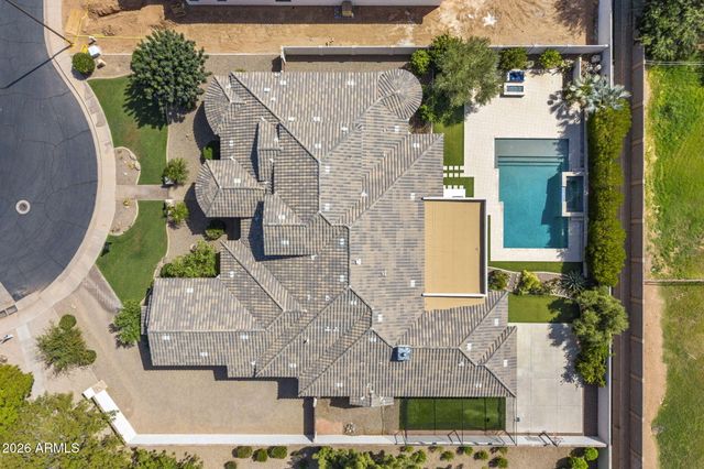 5600 S GEMSTONE Drive, Chandler, AZ 85249
