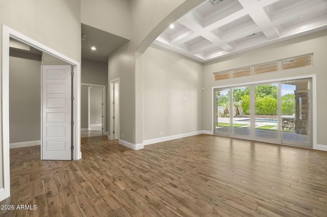 5600 S GEMSTONE Drive, Chandler, AZ 85249
