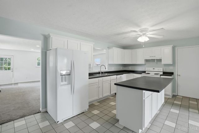 815 Charles Street, Trenton, OH 45067
