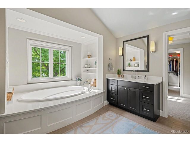 1400 S Saint Paul St, Denver, CO 80210