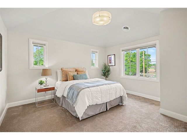 1400 S Saint Paul St, Denver, CO 80210