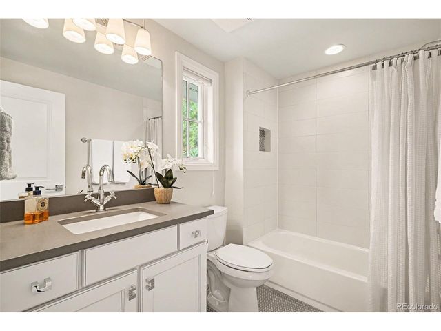 1400 S Saint Paul St, Denver, CO 80210