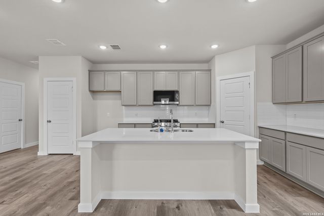 6546 Bufflehead Bend, Leon Valley, TX 78240