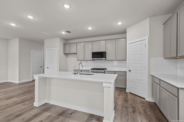 6546 Bufflehead Bend, Leon Valley, TX 78240
