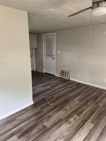 1921 N Vine Street, Oklahoma City, OK 73121