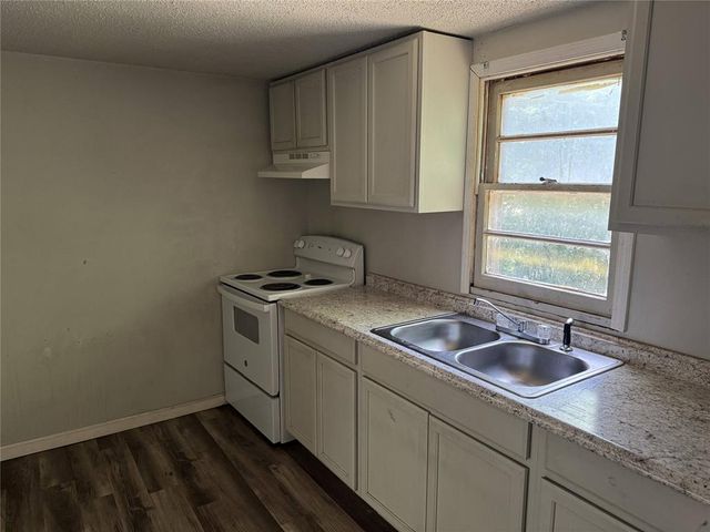 1921 N Vine Street, Oklahoma City, OK 73121