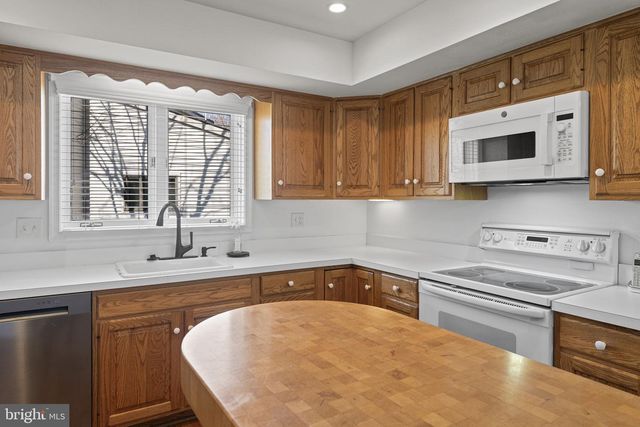 483 EATON WAY, West Chester, PA 19380