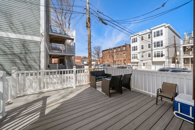 110 D St, Boston, MA 02127