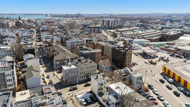 110 D St, Boston, MA 02127