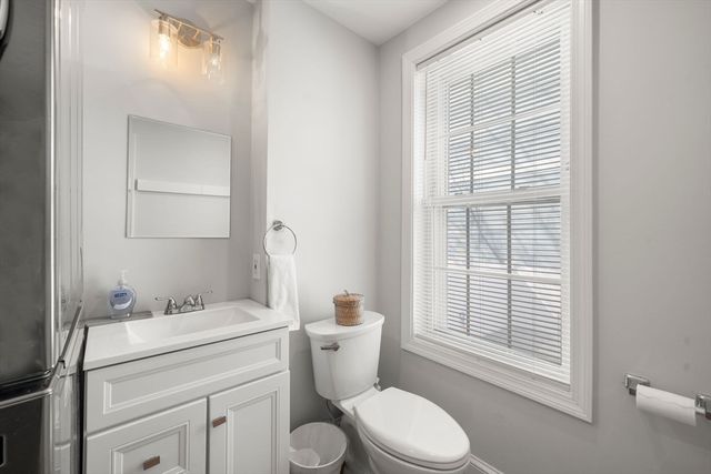 110 D St, Boston, MA 02127